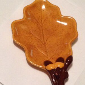 Ceramic Leaf Dish with Stem